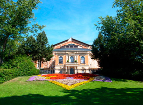 バイロイト祝祭劇場