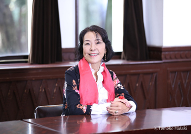 加藤浩子氏