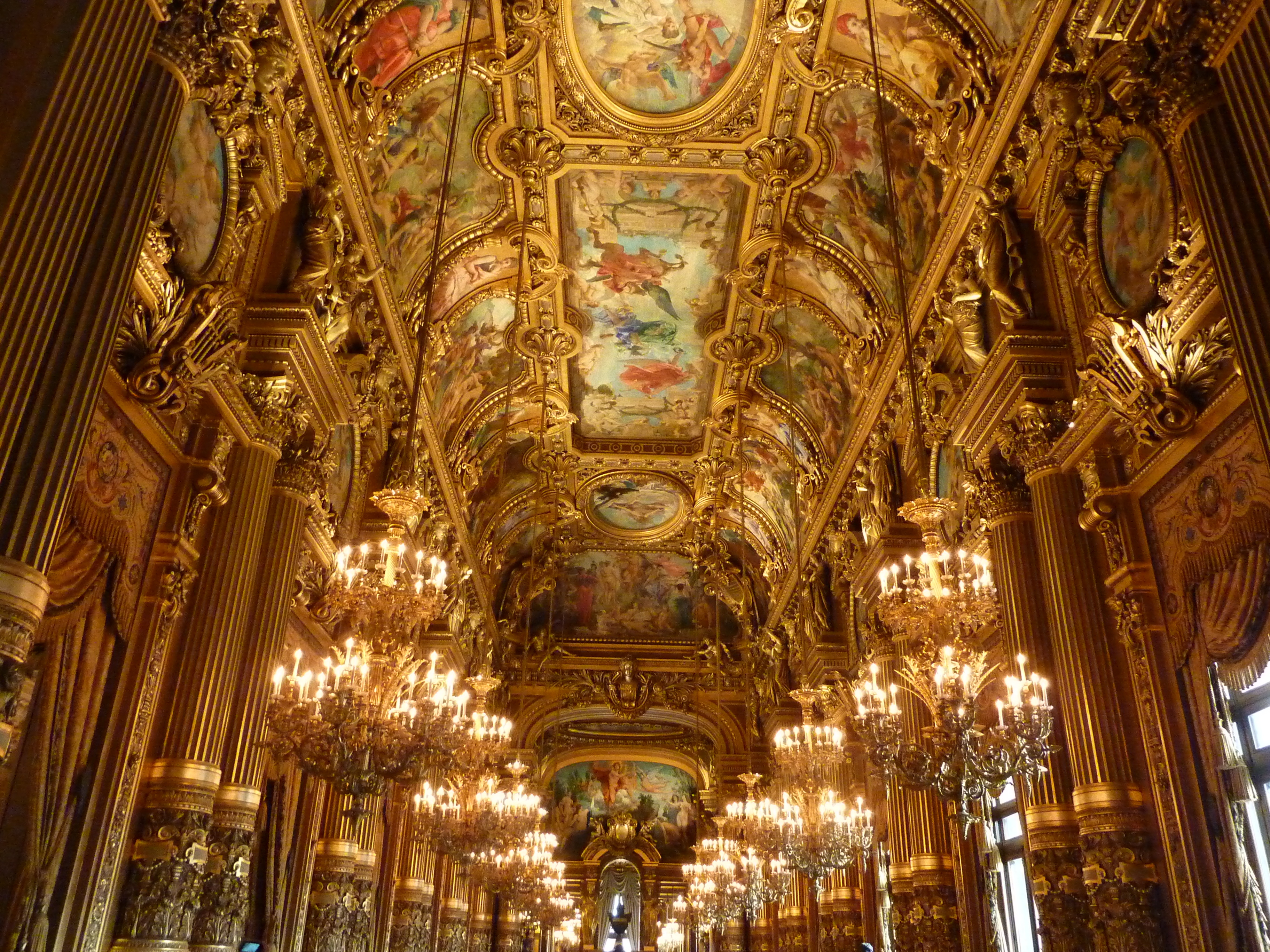 パリ・オペラ座（ガルニエ宮）ホワイエ（イメージ）